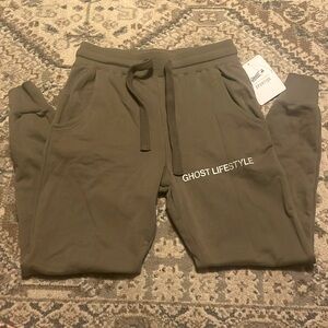 GHOST RARE LIFESTYLE SPORTIQE JOGGER OLIVE BASIC V2 PANTS.